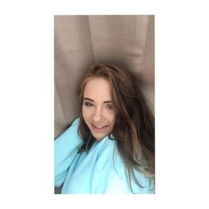 Meet your Posher, Destiny